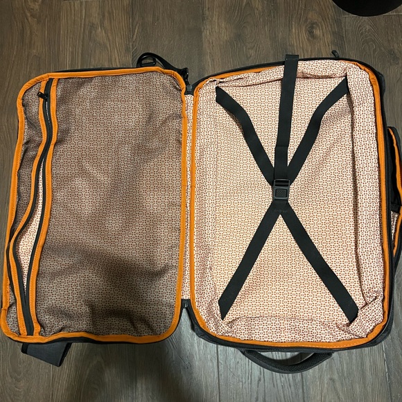 Knack Original Series 1 Medium Backpack - Picture 6 of 6